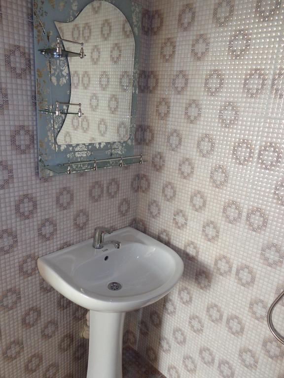 Guest House Vitali Gonio Buitenkant foto