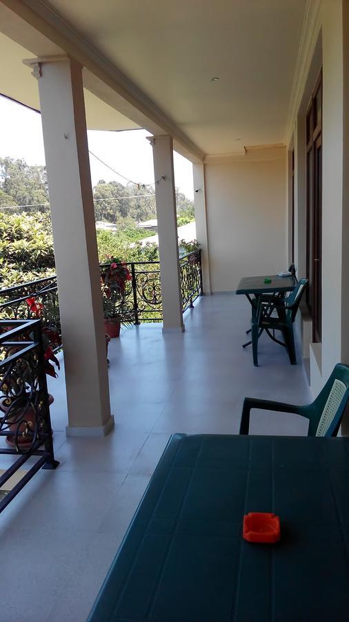 Guest House Vitali Gonio Buitenkant foto