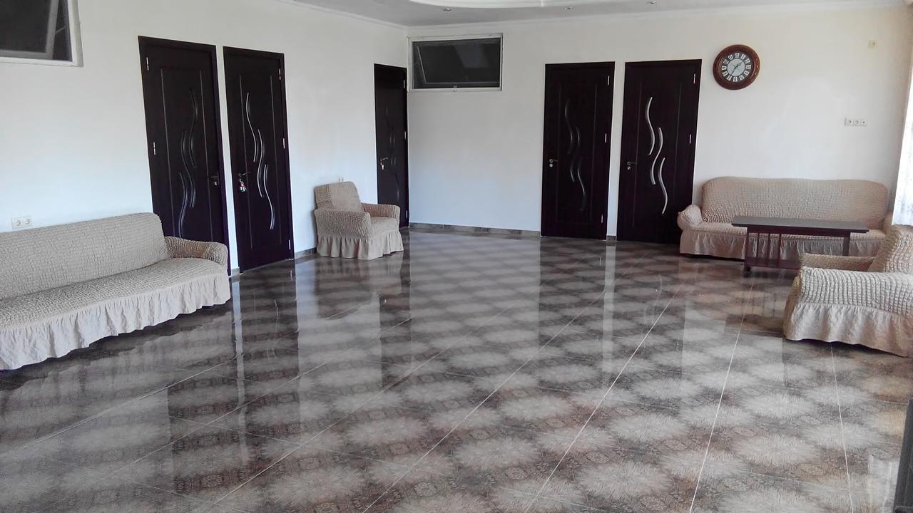 Guest House Vitali Gonio Buitenkant foto