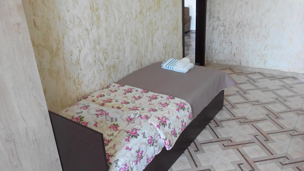 Guest House Vitali Gonio Buitenkant foto