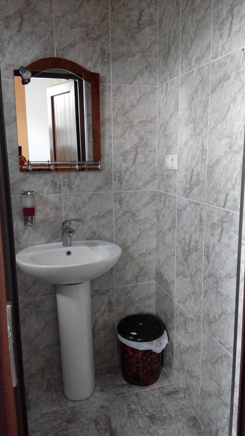 Guest House Vitali Gonio Buitenkant foto