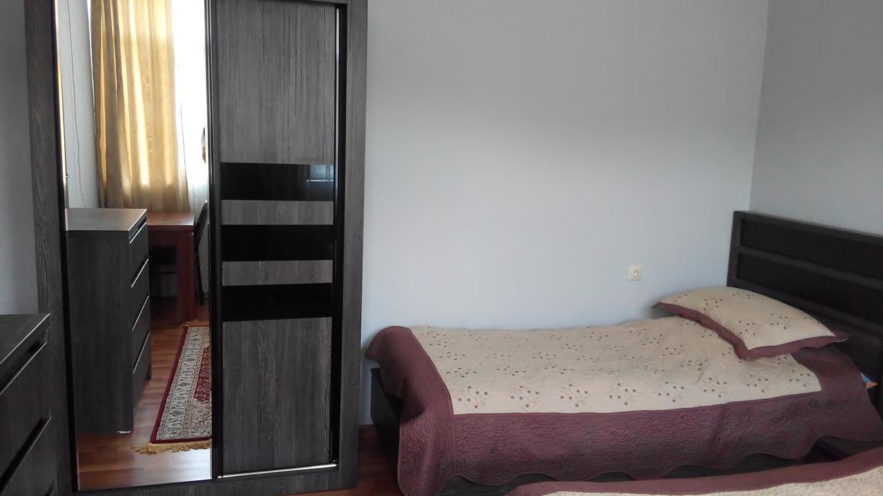 Guest House Vitali Gonio Buitenkant foto