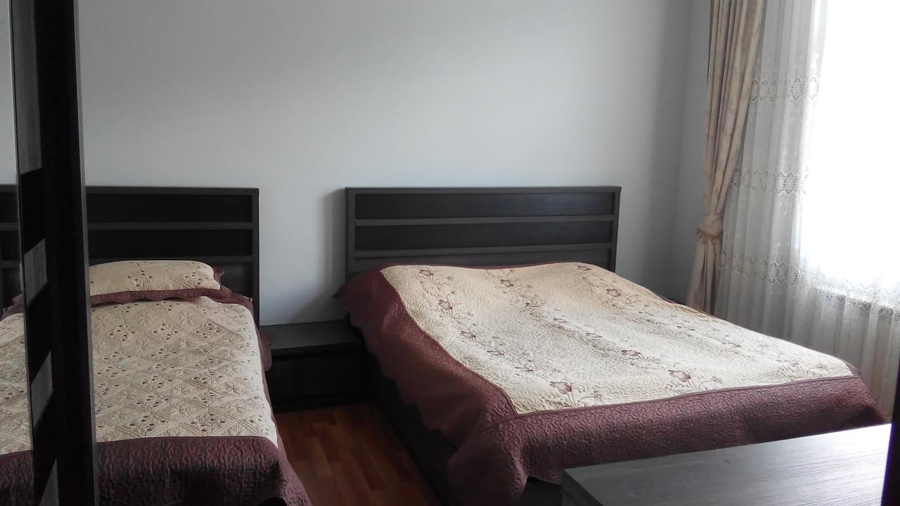 Guest House Vitali Gonio Buitenkant foto
