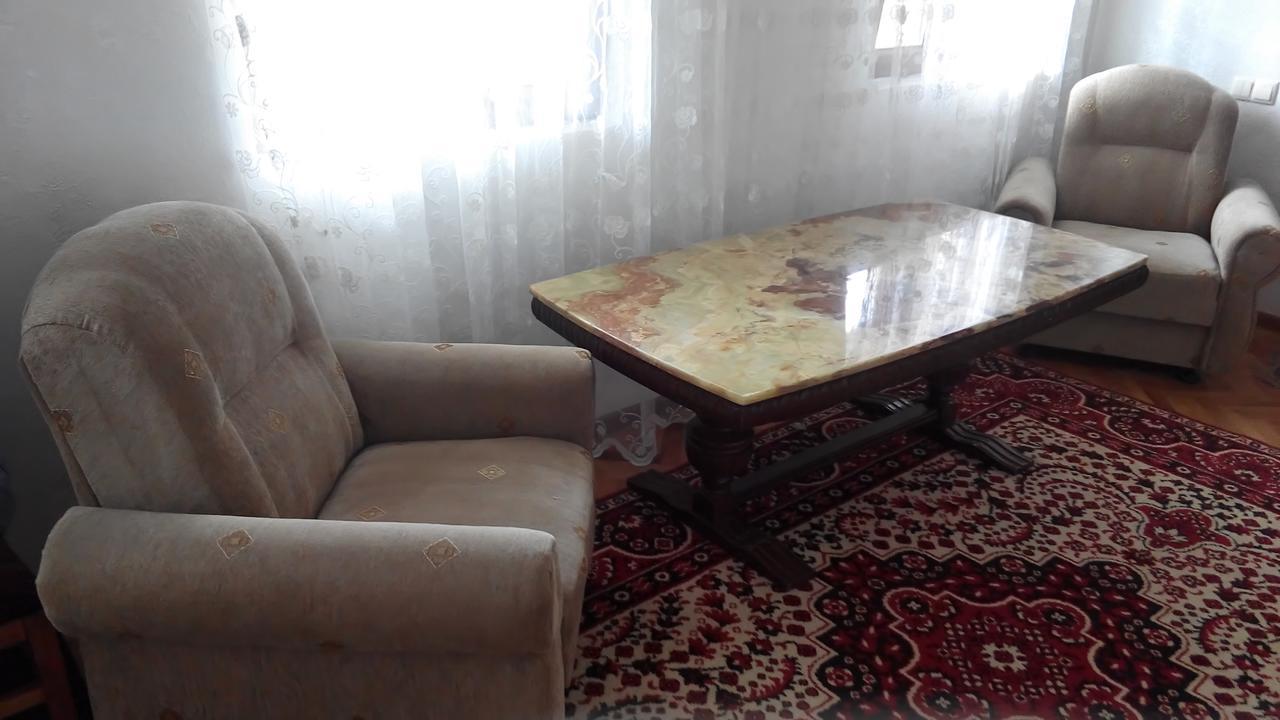 Guest House Vitali Gonio Buitenkant foto
